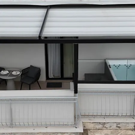 Apartment Geraniou Boutique *