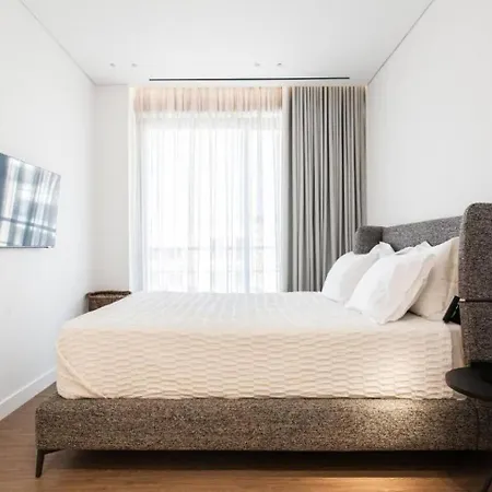 Apartment 5bd Luxury Penthouse With Sea View *