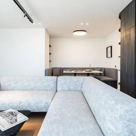 Apartment 5bd Luxury Penthouse With Sea View *