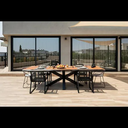 Apartment 5bd Luxury Penthouse With Sea View