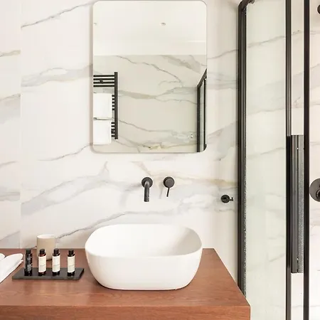 Ako12 - New, Stylish, Bright, Balcony Apartment Athens