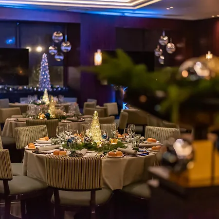 Divani Caravel Otel