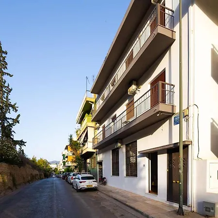 Spacious 2-bdrm At Filopappou Hill In Koukaki!