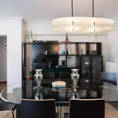 Apartment Luxe Bliss 2br, Glyfada