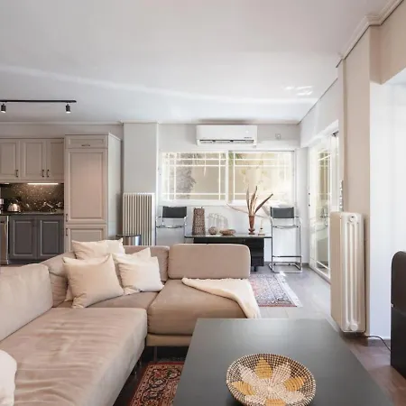 Luxe Bliss 2br, Glyfada Apartment