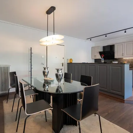 Luxe Bliss 2br, Glyfada Apartment *