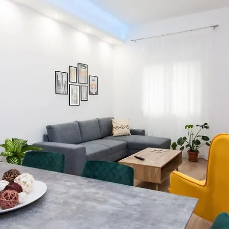 Apartman Beautiful New In Petralona *