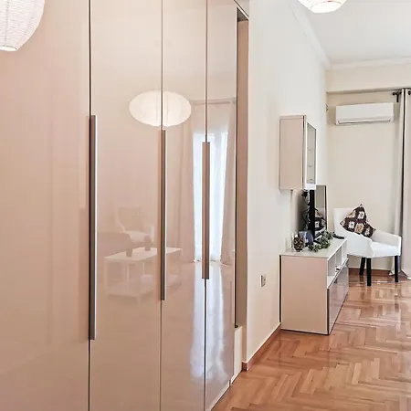 Modern&sunny, 1bd, Next To Metro * Aten