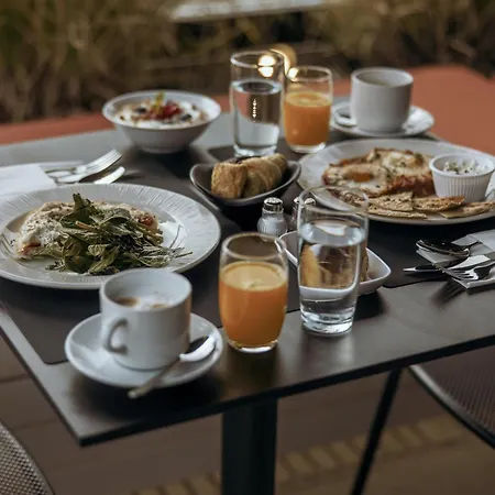 Vision Omonia, 4* Athene