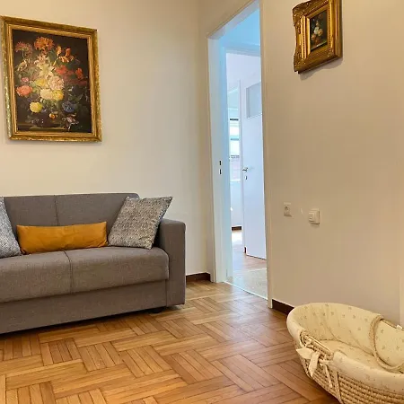 Manni Apartment *