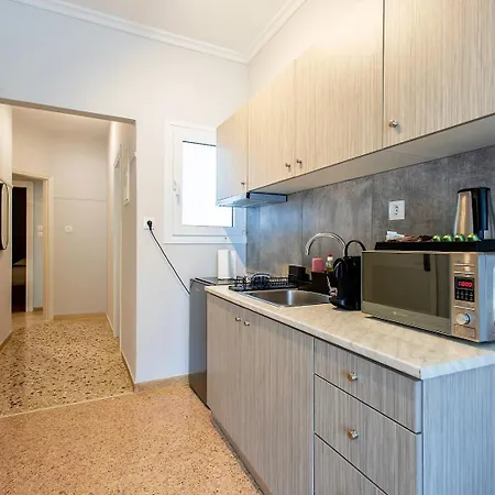 Aris123 By Smart Cozy - In The Heart Of - 5 Minutes From Metro - Available 24hr
