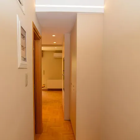Centre Floor Stylish 2 Min Walk Metro Atene