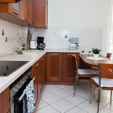 Apartment Lovely In Peristeri