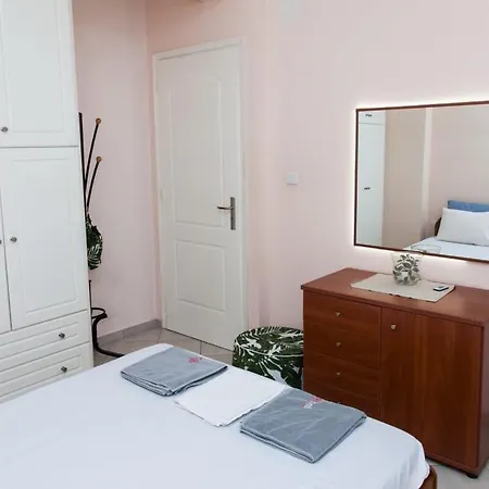 Lovely In Peristeri Apartment *
