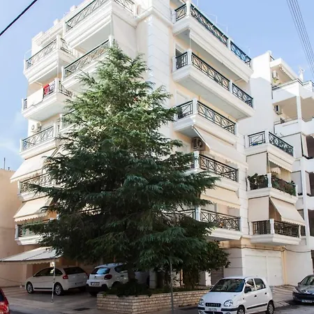 Lovely In Peristeri Apartment
