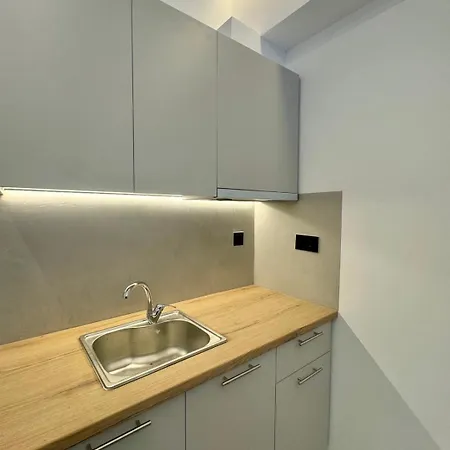 Artemis By Zeussuites * Athens