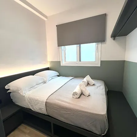 The Philosopher's House Apartment *