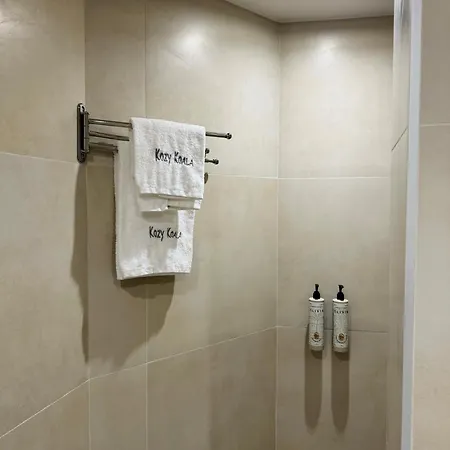 Charming 2br Basement Near Akropolis By Kozy Koala