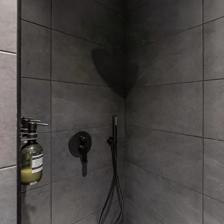 Διαμέρισμα Blue Lux 2br 2ba With Skyline View, Near Kolonaki