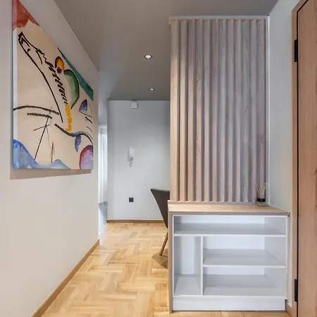 Blue Lux 2br 2ba With Skyline View, Near Kolonaki Διαμέρισμα *