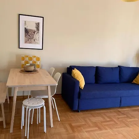 Apartment Charming Plaka Retreat In *