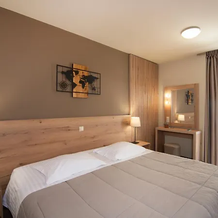 Aparthotel Marina Alimos 3*