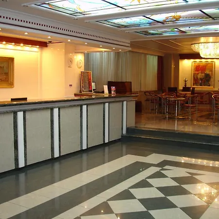 Oscar Hotel