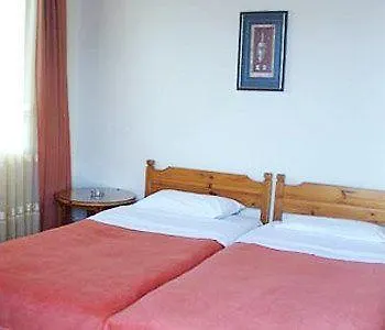 Neos Olympos אתונה