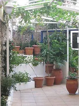 Dioskouros Hostal *
