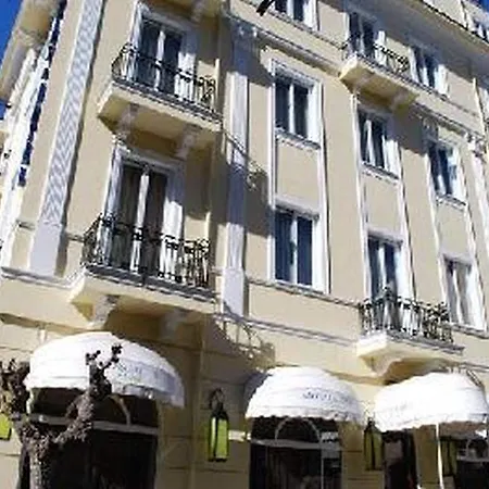 Lotus Hotel