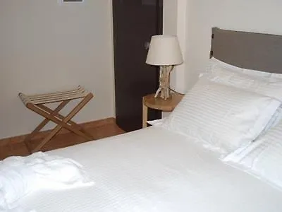 Hotell White Lotus 4*