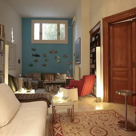 Neoclassical House Under Acropolis Вилла