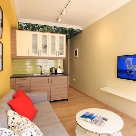 Lejlighed Plaka Modern Decorated