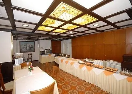 Balasca Hotel 3*