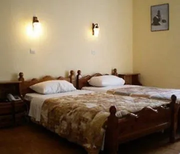 Otel Metropolis 2*