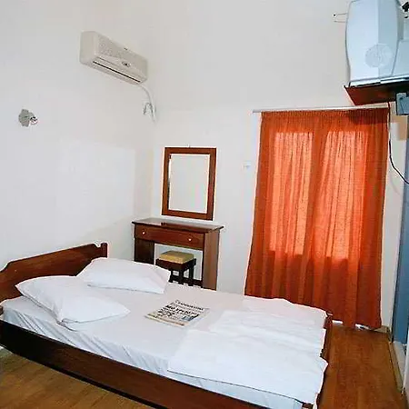 Hotel Apollonion 2*