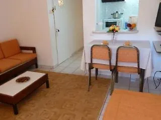 Apart Otel Zina