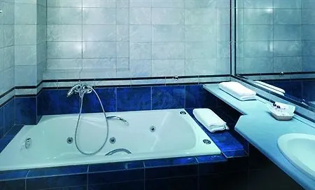 Centrotel Szálloda 2*