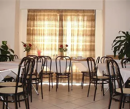 Elite Hotel 2*