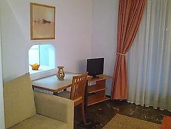 Apart Otel Zina Atina