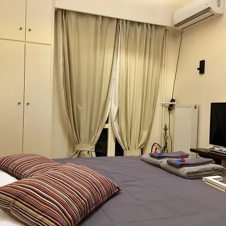 Daire Elegant In Kolonaki-top Location!