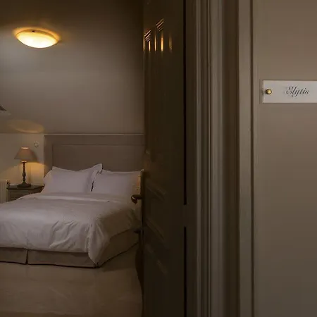 And Poetry Otel