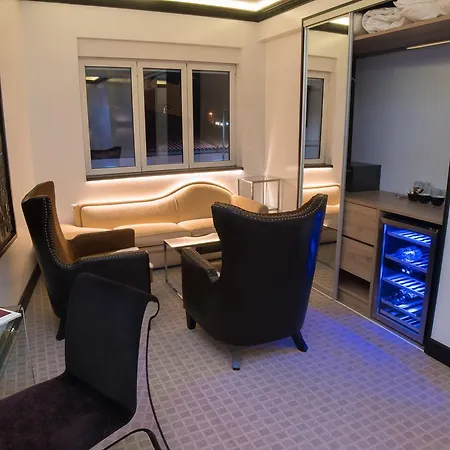 Andromeda Downtown 3* Athens