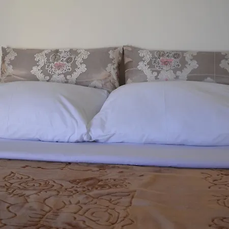 Hotel Apollonion 2*