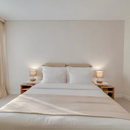 Palace Glyfada 4*