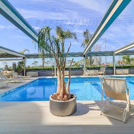 Palace Glyfada Hotel