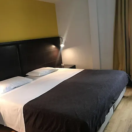 Niki 3* Athènes