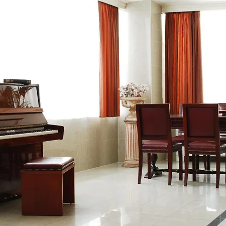 Hotel Oscar 3*