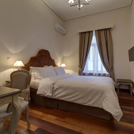 And Poetry Otel 3*