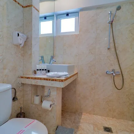 Palace Glyfada 4* Ateny
